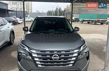 Внедорожник / Кроссовер Nissan Rogue 2024 в Хмельницком