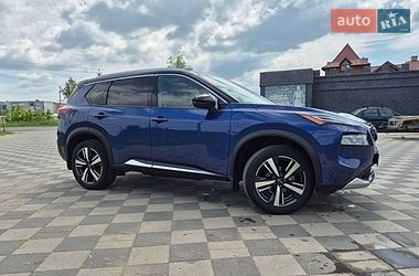 Внедорожник / Кроссовер Nissan Rogue 2023 в Самборе