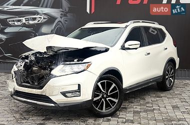 Внедорожник / Кроссовер Nissan Rogue 2018 в Львове