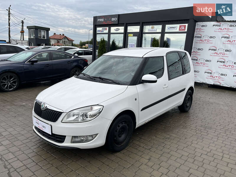 Микровэн Skoda Roomster 2012 в Львове