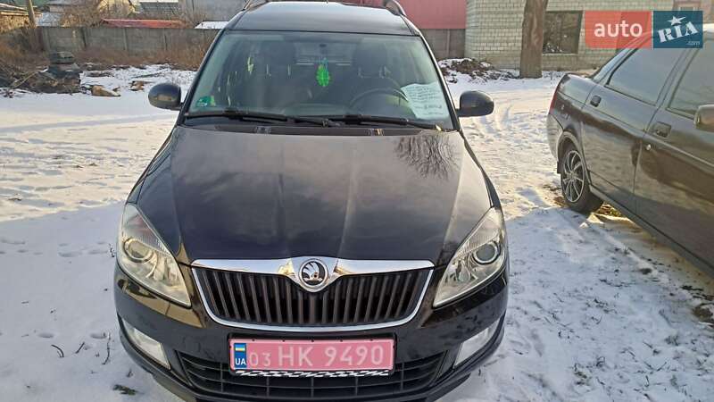 Микровэн Skoda Roomster 2013 в Рава-Русской Микровэн Skoda Roomster 2013 в Рава-Русской