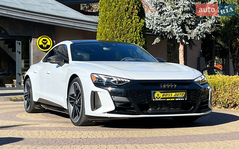 Купе Audi RS e-tron GT 2021 в Львове