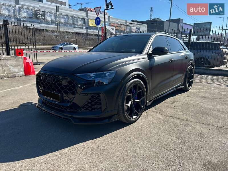 Внедорожник / Кроссовер Audi RS Q8 2025 в Киеве