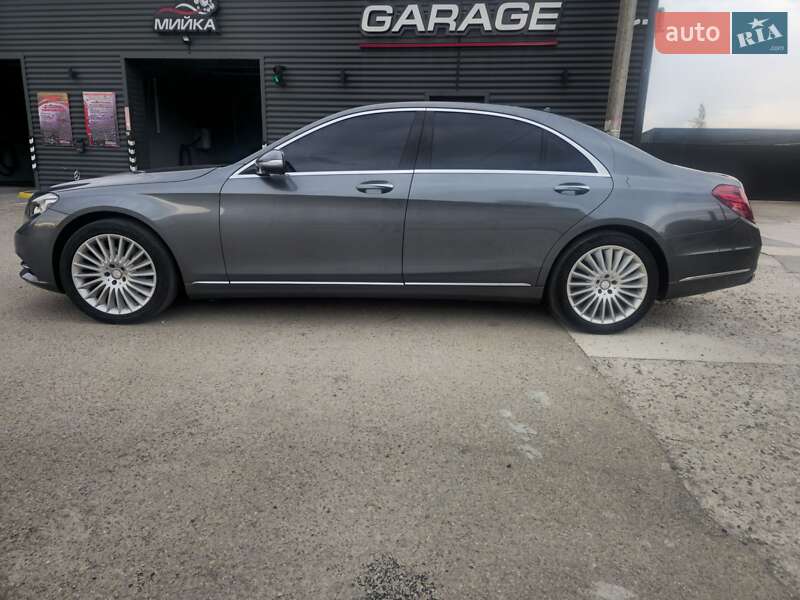 Седан Mercedes-Benz S-Class 2017 в Тысменице