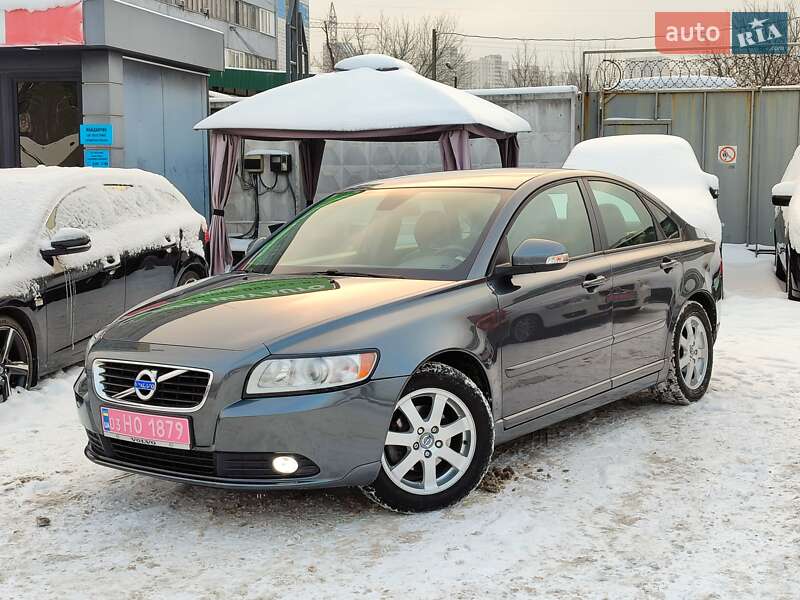 Седан Volvo S40 2012 в Киеве