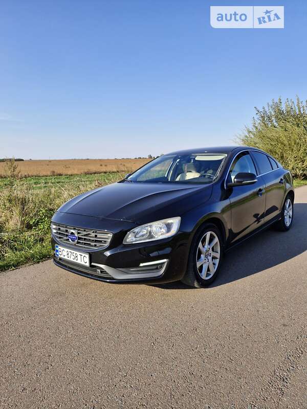 Седан Volvo S60 2013 в Львове