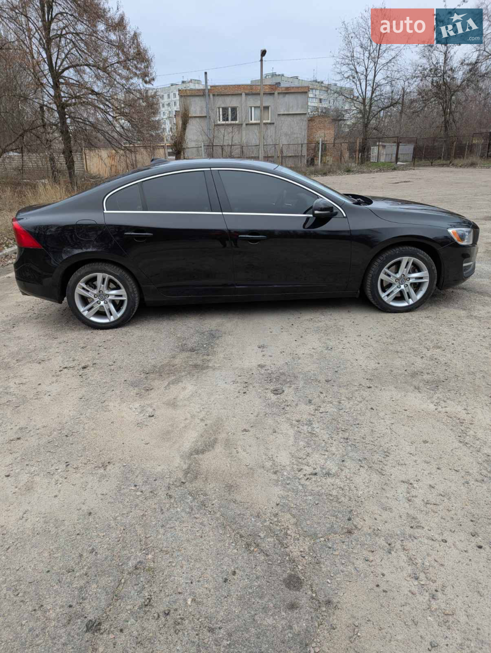 Volvo S60 2013 photo 4