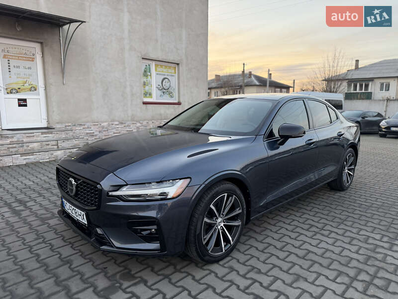 Седан Volvo S60 2021 в Луцке