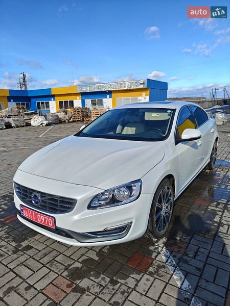 Седан Volvo S60 2017 в Житомире