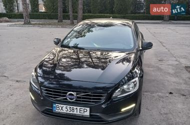 Седан Volvo S60 2014 в Нетішині