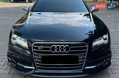 Лифтбек Audi S7 Sportback 2013 в Лубнах