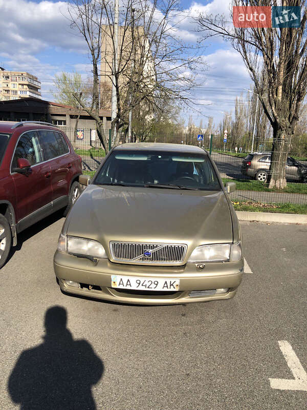 Седан Volvo S70 1999 в Киеве