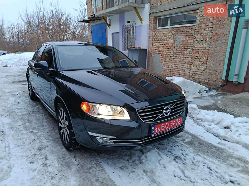 Седан Volvo S80 2014 в Ровно Седан Volvo S80 2014 в Ровно