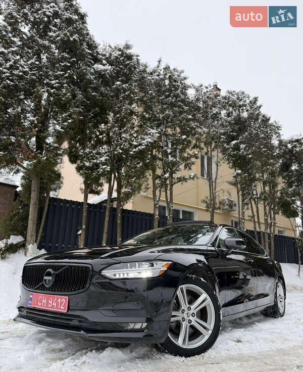 Седан Volvo S90 2018 в Львове