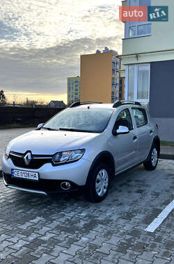 Хетчбек Renault Sandero 2013 в Чернівцях