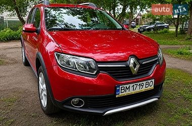 Хэтчбек Renault Sandero 2016 в Сумах Хэтчбек Renault Sandero 2016 в Сумах