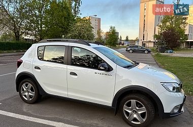 Хетчбек Renault Sandero 2020 в Ірпені Хетчбек Renault Sandero 2020 в Ірпені