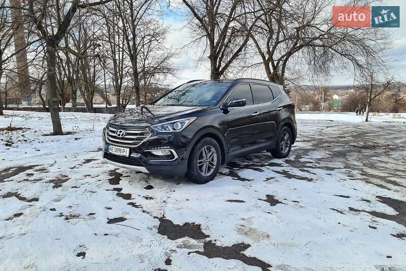 Внедорожник / Кроссовер Hyundai Santa FE 2017 в Днепре
