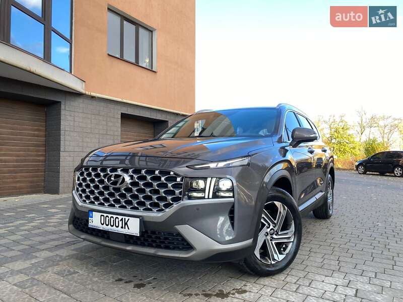 Позашляховик / Кросовер Hyundai Santa FE 2020 в Івано-Франківську