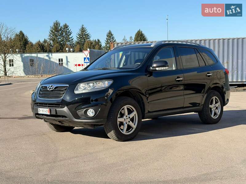 Внедорожник / Кроссовер Hyundai Santa FE 2010 в Ровно