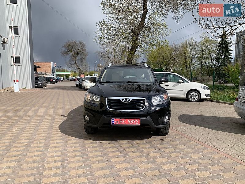 Внедорожник / Кроссовер Hyundai Santa FE 2011 в Ровно