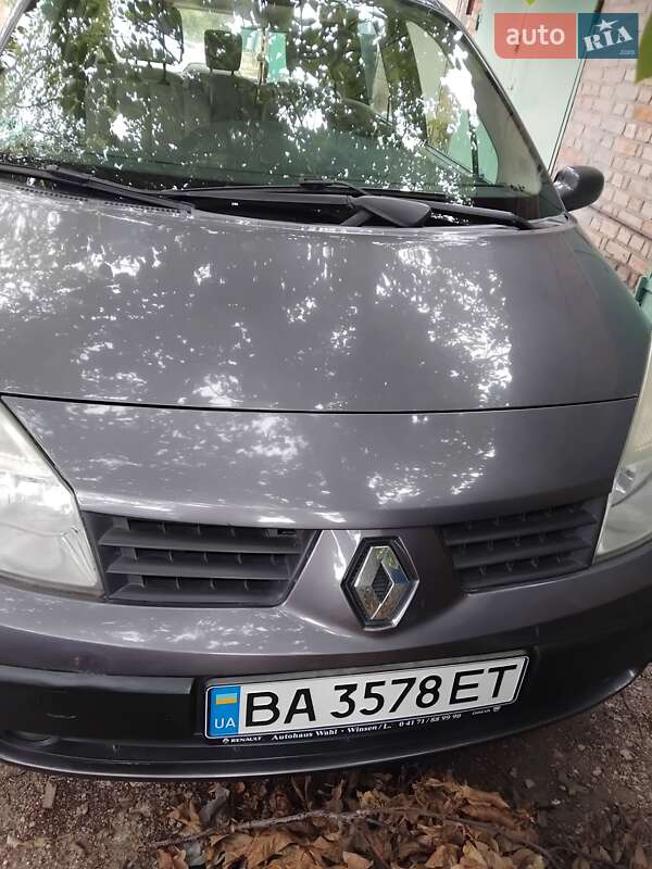Минивэн Renault Scenic 2006 в Кропивницком Минивэн Renault Scenic 2006 в Кропивницком
