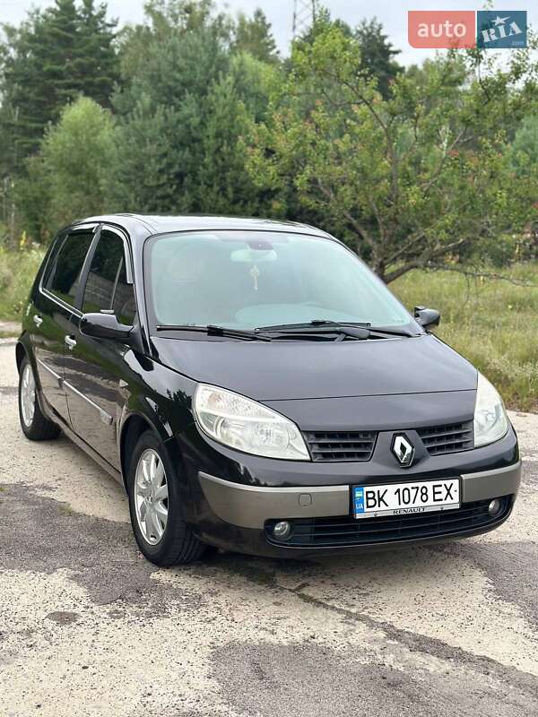 Минивэн Renault Scenic 2006 в Вараше