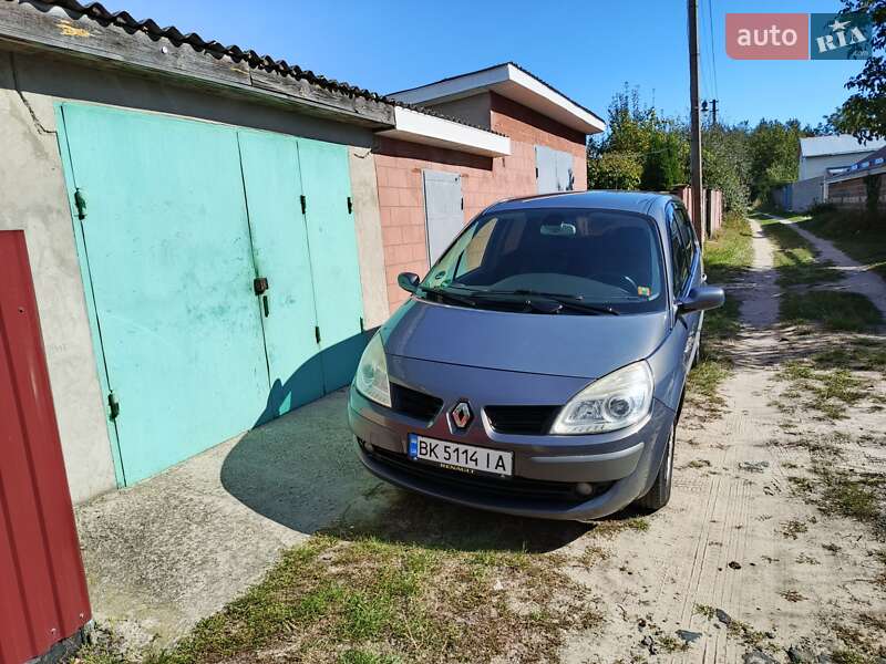 Минивэн Renault Scenic 2007 в Вараше