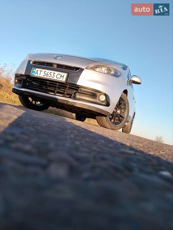 Минивэн Renault Scenic 2012 в Коломые Минивэн Renault Scenic 2012 в Коломые