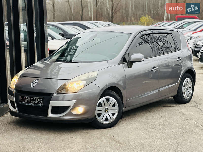 Минивэн Renault Scenic 2009 в Харькове Минивэн Renault Scenic 2009 в Харькове
