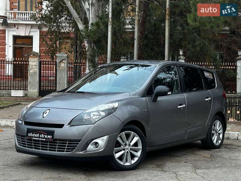 Минивэн Renault Scenic 2011 в Николаеве Минивэн Renault Scenic 2011 в Николаеве