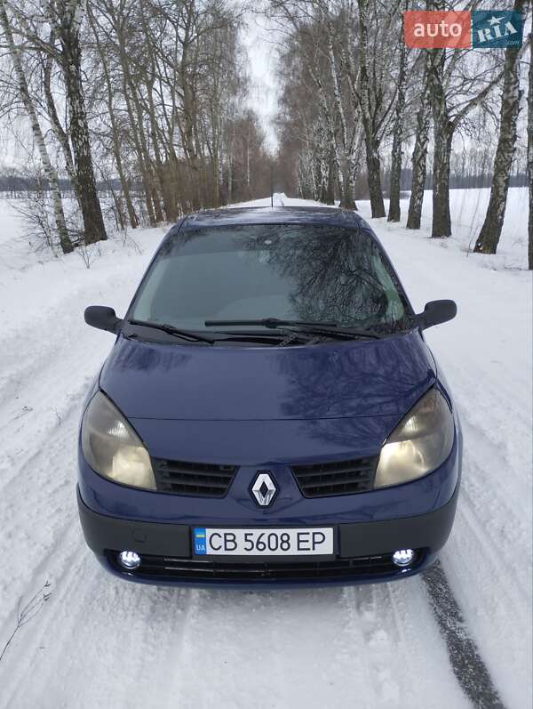 Минивэн Renault Scenic 2004 в Мене