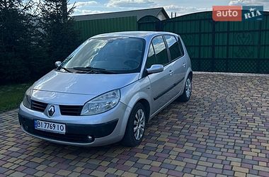 Мінівен Renault Scenic 2005 в Чутовому