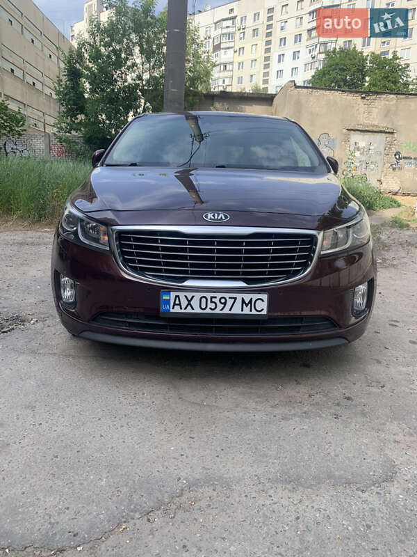 Минивэн Kia Sedona 2017 в Харькове Минивэн Kia Sedona 2017 в Харькове
