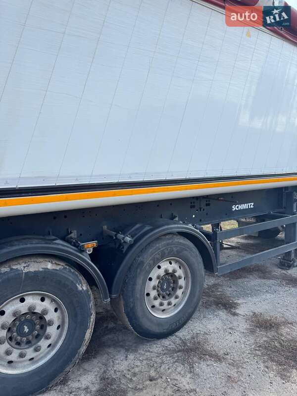 Зерновоз - полуприцеп Schmitz Cargobull SGF S3 2014 в Борисполе