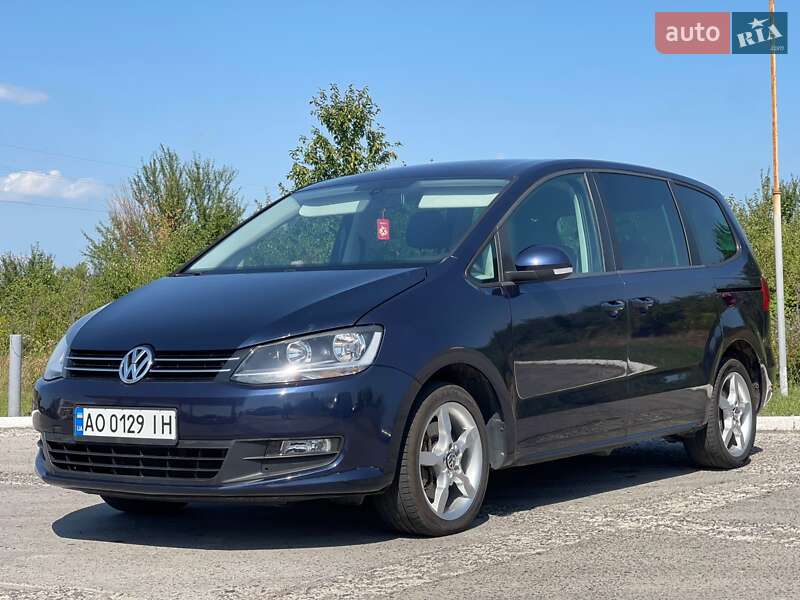 Минивэн Volkswagen Sharan 2013 в Ужгороде