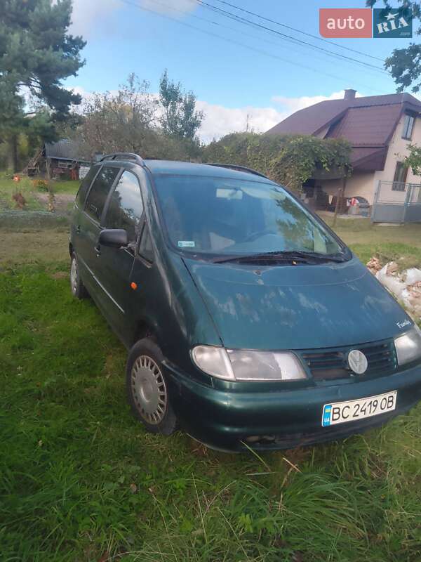 Минивэн Volkswagen Sharan 1999 в Львове