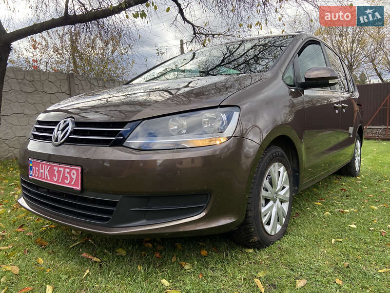 Минивэн Volkswagen Sharan 2011 в Житомире Минивэн Volkswagen Sharan 2011 в Житомире