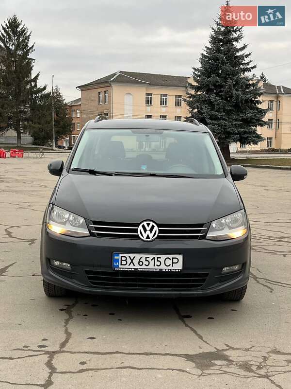 Минивэн Volkswagen Sharan 2011 в Шепетовке Минивэн Volkswagen Sharan 2011 в Шепетовке