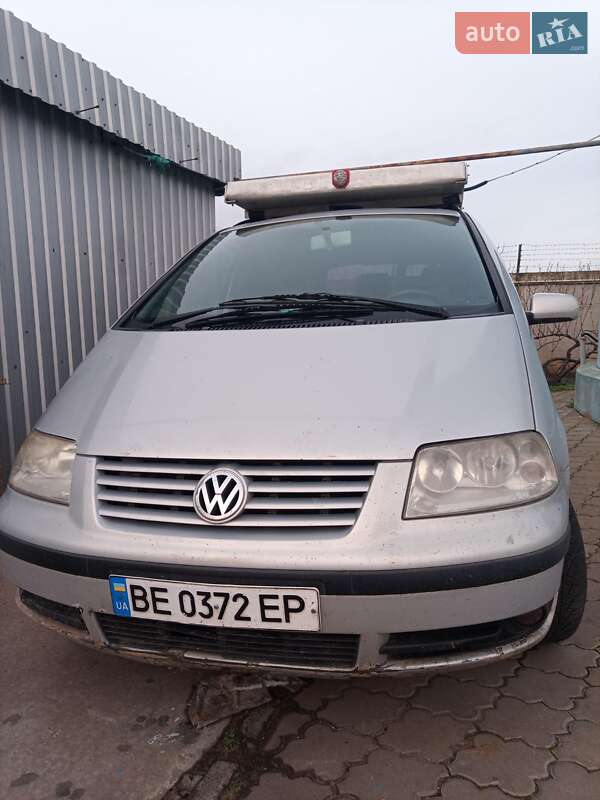 Минивэн Volkswagen Sharan 2001 в Николаеве