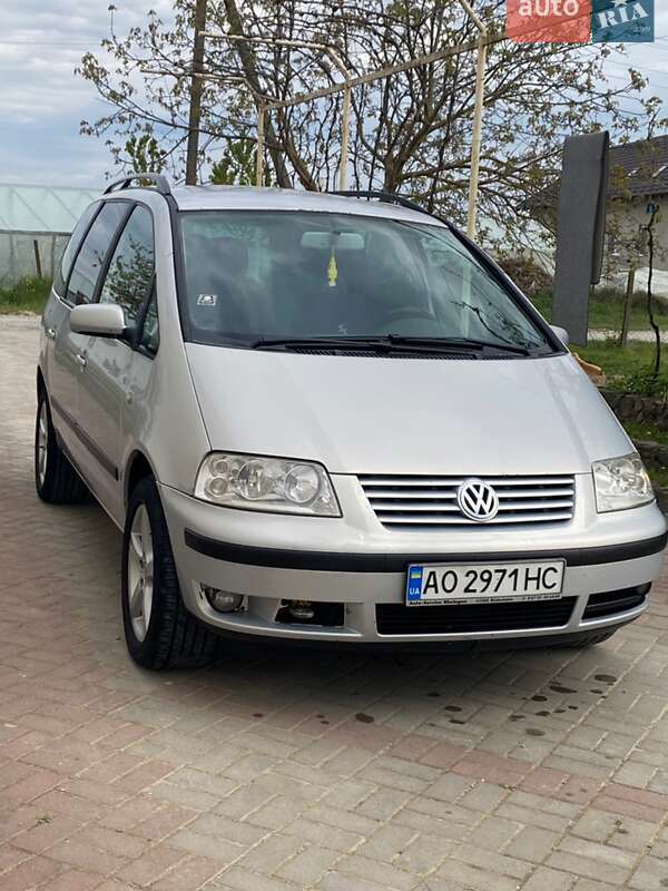 Мінівен Volkswagen Sharan 2002 в Виноградові