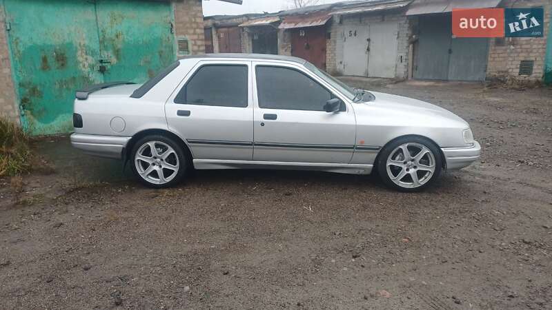 Седан Ford Sierra 1987 в Запорожье