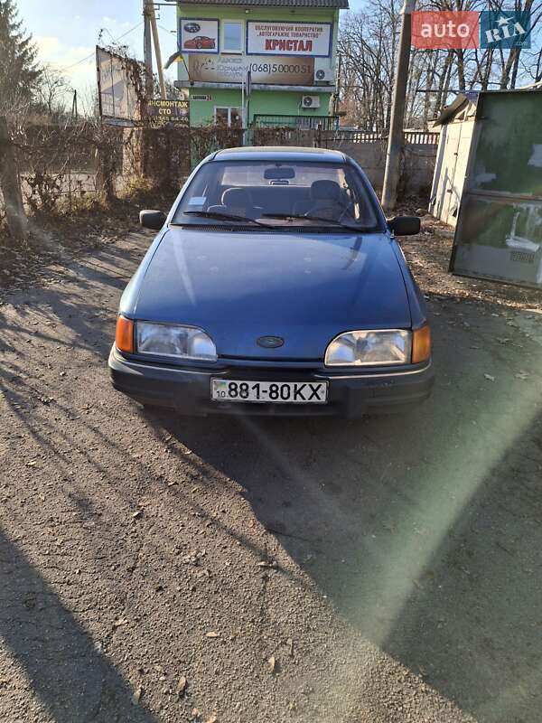 Седан Ford Sierra 1987 в Вишневом