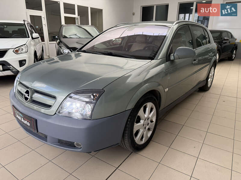 Хэтчбек Opel Signum 2003 в Николаеве