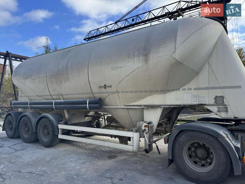 Цементовоз Spitzer Silos 1999 в Запорожье Цементовоз Spitzer Silos 1999 в Запорожье