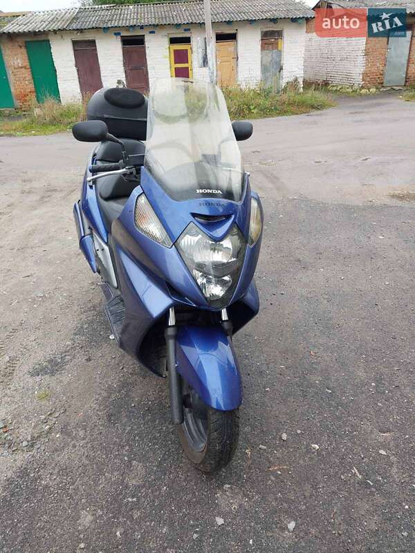 Макси-скутер Honda Silver Wing 400 2008 в Красилове Макси-скутер Honda Silver Wing 400 2008 в Красилове