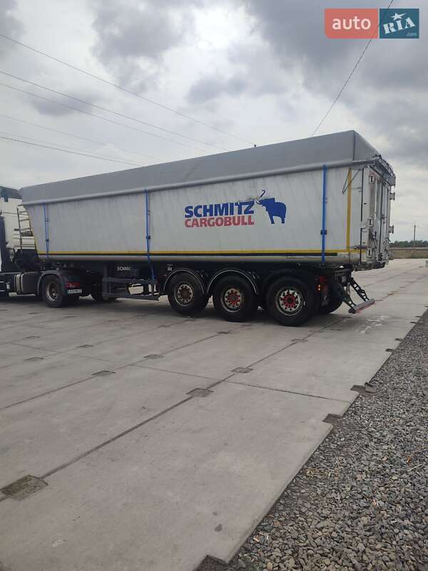 Самосвал полуприцеп Schmitz Cargobull SKI 2009 в Маньковке