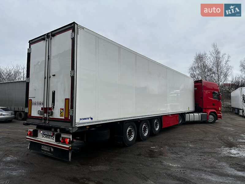 Рефрижератор полуприцеп Schmitz Cargobull SKO 24 2011 в Луцке