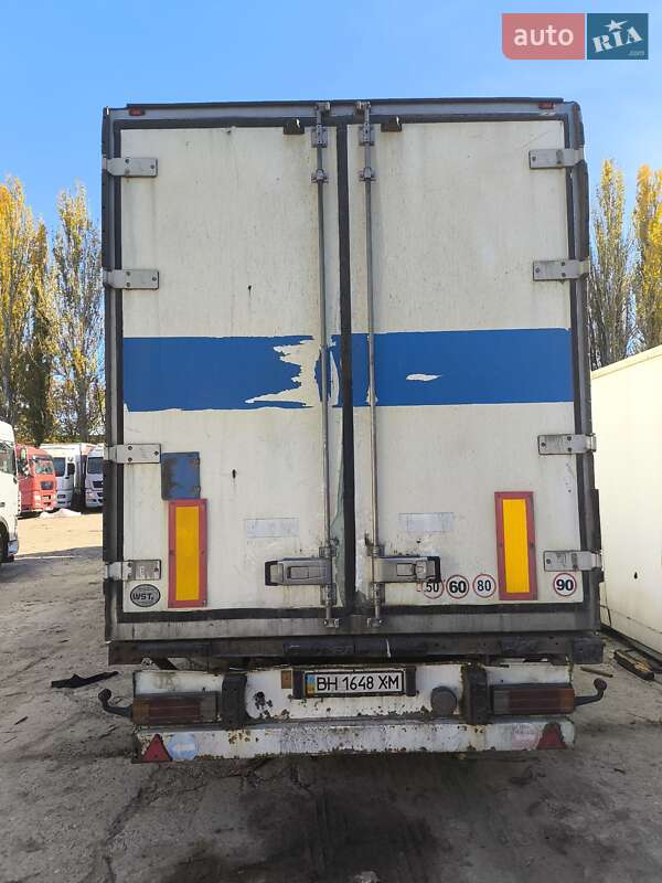 Рефрижератор полуприцеп Schmitz Cargobull SKO 24 2001 в Одессе