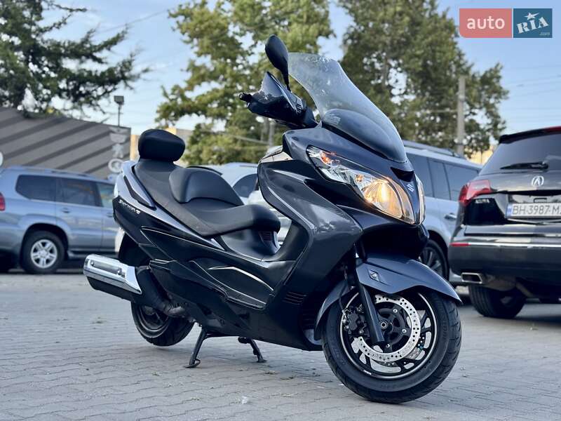 Скутер Suzuki Skywave 400 2012 в Одессе Скутер Suzuki Skywave 400 2012 в Одессе